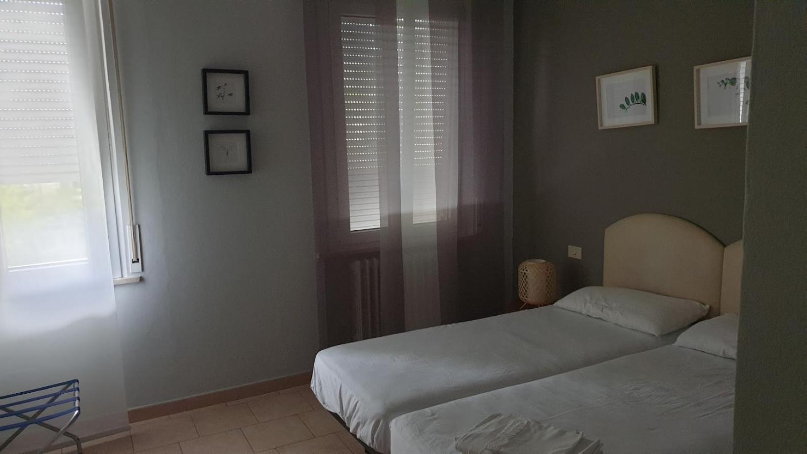 Residence Appartamenti Casa Vacanze Abbazia Pesaro Luaran gambar